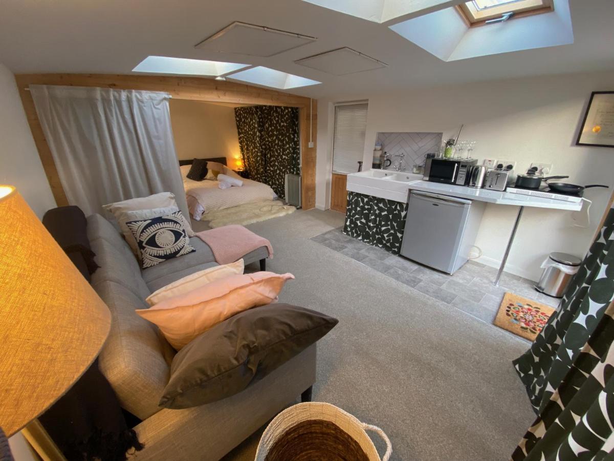 The Dragonfly Bnb, Glastonbury Eksteriør bilde