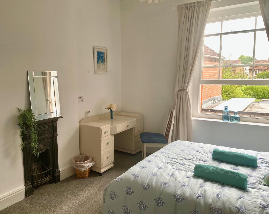 The Dragonfly Bnb, Glastonbury Eksteriør bilde