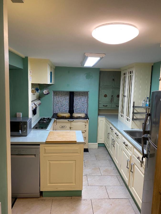 The Dragonfly Bnb, Glastonbury Eksteriør bilde