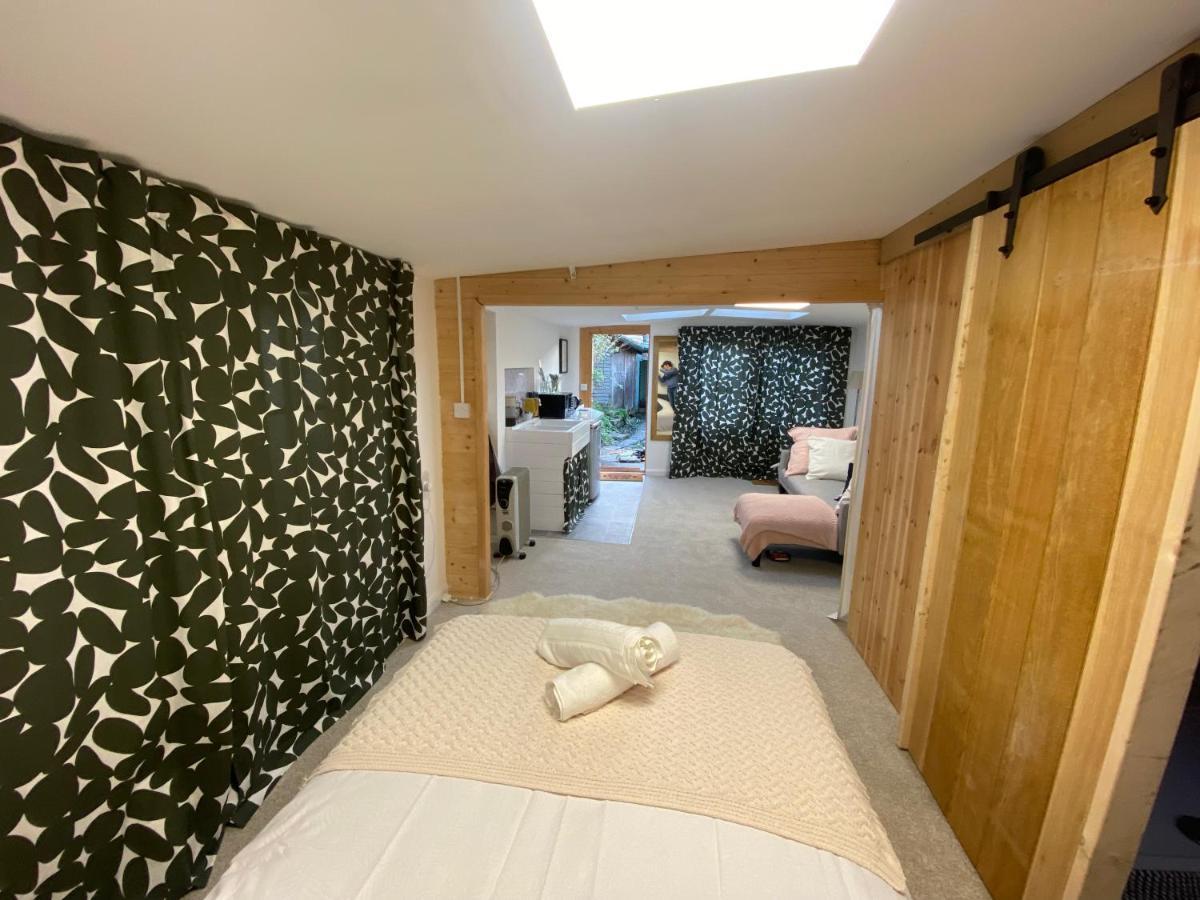 The Dragonfly Bnb, Glastonbury Eksteriør bilde
