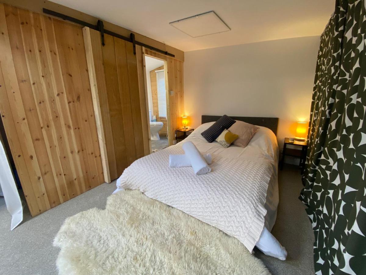 The Dragonfly Bnb, Glastonbury Eksteriør bilde